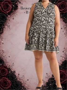 New MAX STUDIO Geometric Tiered Dress